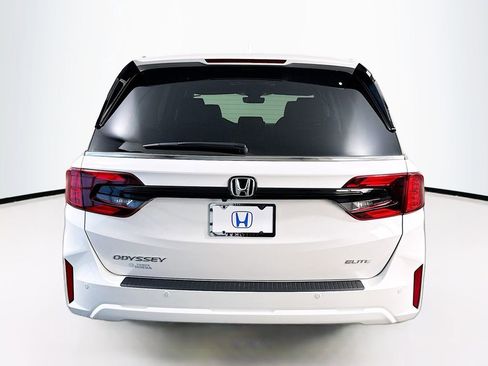 New 2026 Honda Odyssey Elite image 6