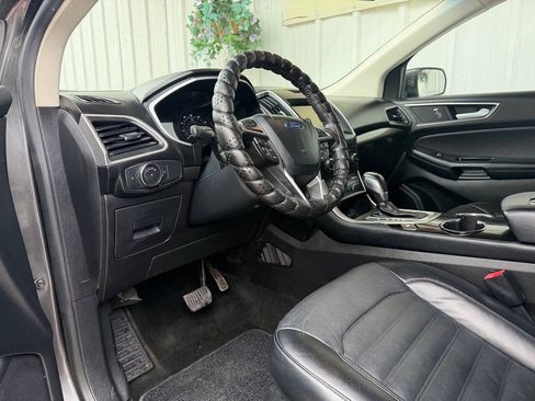 Used 2015 Ford Edge SEL w/ Equipment Group 201A FWD image 12