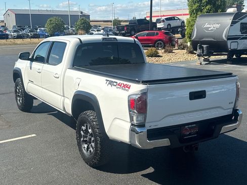 Used 2023 Toyota Tacoma TRD Off-Road AWD/4WD image 26