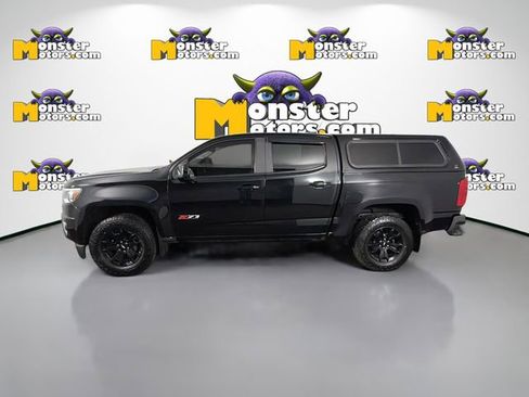 Used 2020 Chevrolet Colorado Z71 w/ Z71 Midnight Edition AWD/4WD image 8