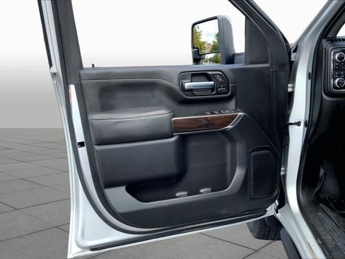 Used 2021 GMC Sierra 2500 SLT AWD/4WD image 21
