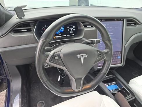 Used 2018 Tesla Model S 75D AWD/4WD image 17
