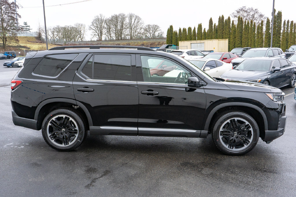 New 2026 Honda Pilot Touring image 5
