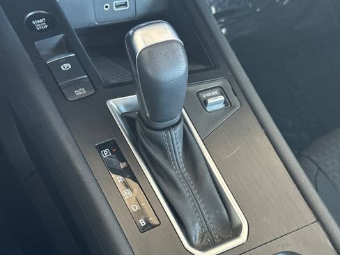 Used 2025 Nissan Kicks S image 24