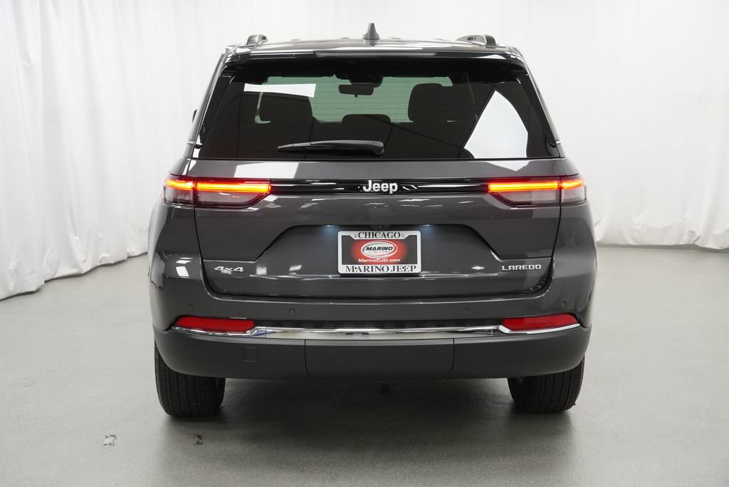 Certified 2025 Jeep Grand Cherokee Laredo X AWD/4WD image 21