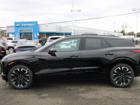 New 2025 Chevrolet Blazer EV RS image 5