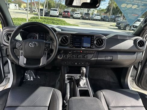 Used 2023 Toyota Tacoma TRD Off-Road image 37
