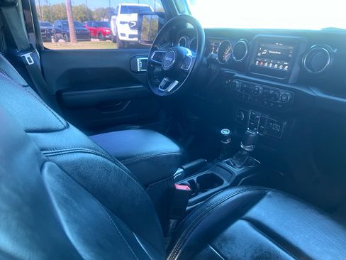 Certified 2021 Jeep Wrangler Unlimited Sahara AWD/4WD image 16