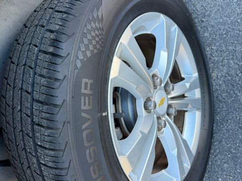 Used 2011 Chevrolet Equinox LS image 31