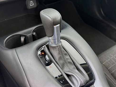 Used 2025 Honda HR-V LX image 21