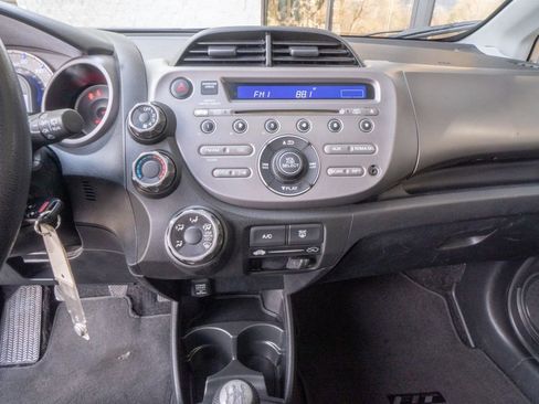 Used 2011 Honda Fit Base image 11