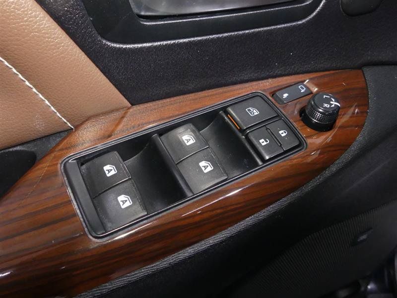 Used 2017 Toyota Sienna Limited Premium AWD/4WD image 21