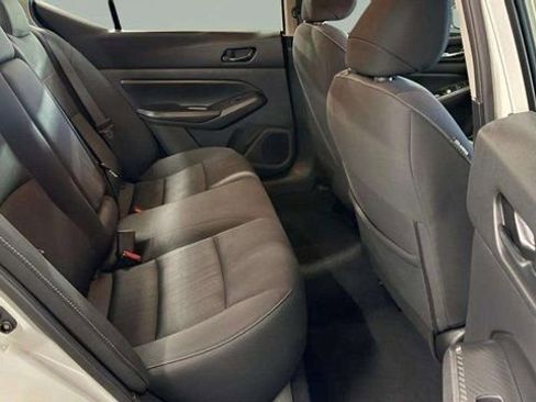 Used 2025 Nissan Altima 2.5 SV image 27