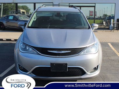 Used 2019 Chrysler Pacifica Touring-L