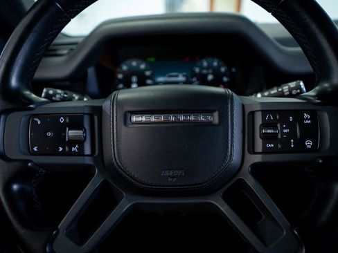 Used 2023 Land Rover Defender 110 X AWD/4WD image 36