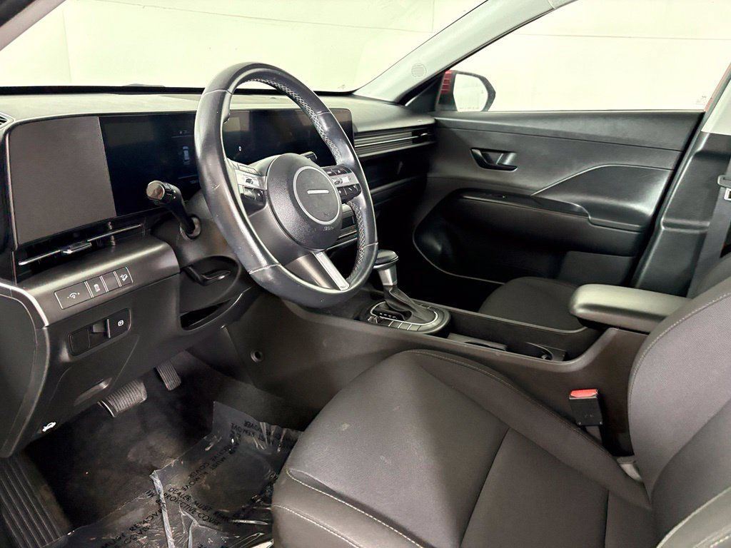 Used 2025 Hyundai Kona SEL FWD image 22
