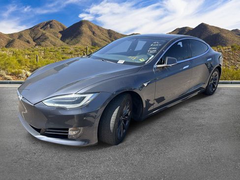 Used 2018 Tesla Model S 75D AWD/4WD image 2