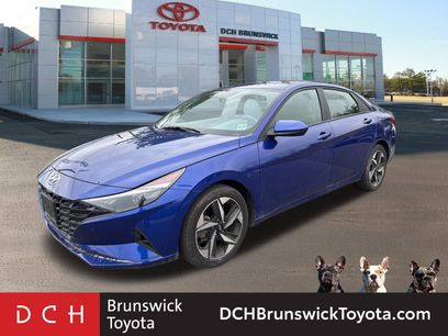 Used 2023 Hyundai Elantra SEL w/ Convenience Package