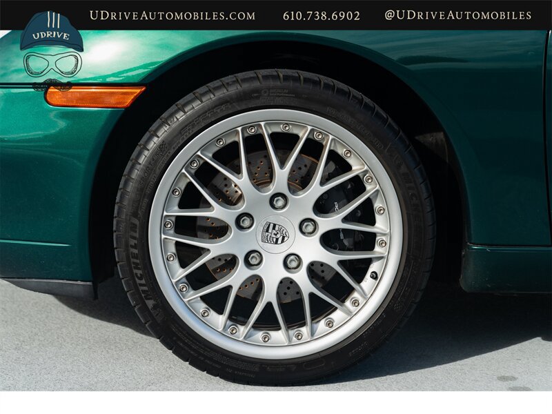 Used 2001 Porsche 911 Carrera RWD image 48