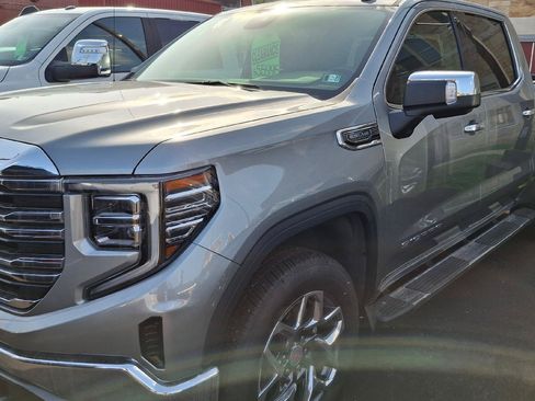 Used 2026 GMC Sierra 1500 SLT w/ SLT Premium Package AWD/4WD image 3
