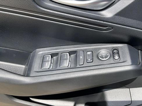 Used 2023 Honda Accord LX image 33