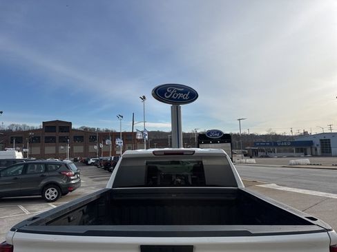 Used 2022 Chevrolet Silverado 1500 Custom image 12