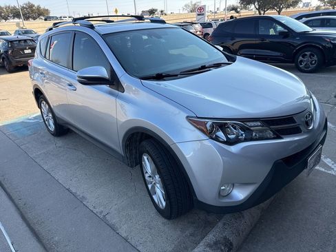 Used 2014 Toyota RAV4 Limited w/ Technology Package image 2