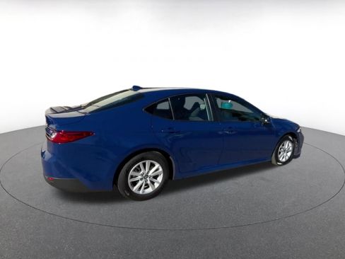 Used 2025 Toyota Camry LE image 15
