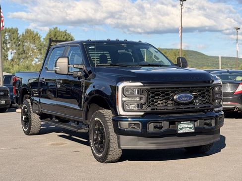 Used 2025 Ford F250 XL w/ STX Appearance Package AWD/4WD image 3