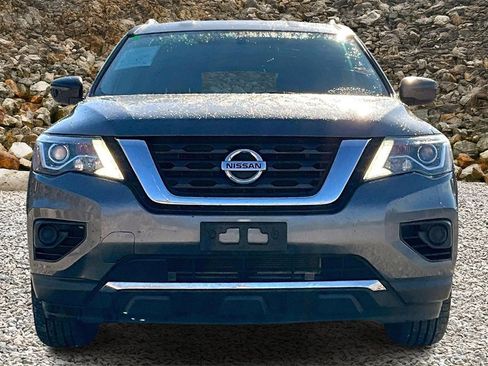 Used 2020 Nissan Pathfinder S image 3