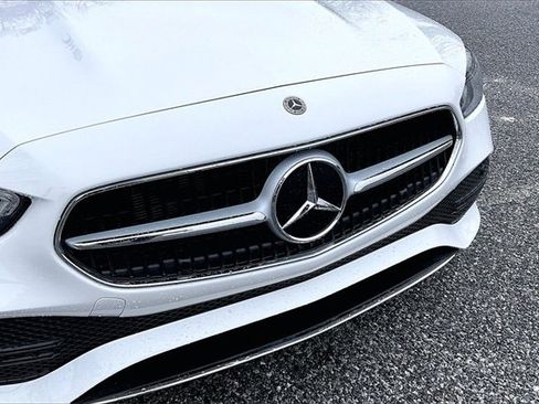 Certified 2025 Mercedes-Benz C 300 4MATIC Sedan image 5