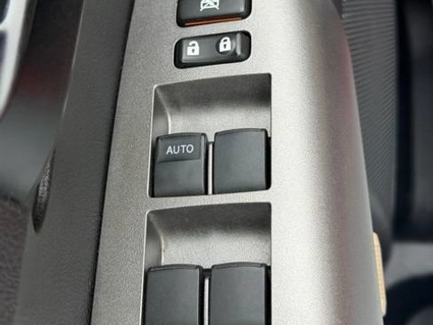 Used 2013 Toyota Tundra 4x4 CrewMax w/ TRD Off-Road Pkg image 15