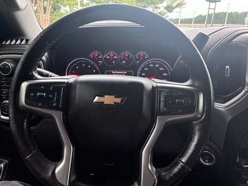 Used 2023 Chevrolet Silverado 3500 LTZ w/ Gooseneck/5TH Wheel Package AWD/4WD image 29