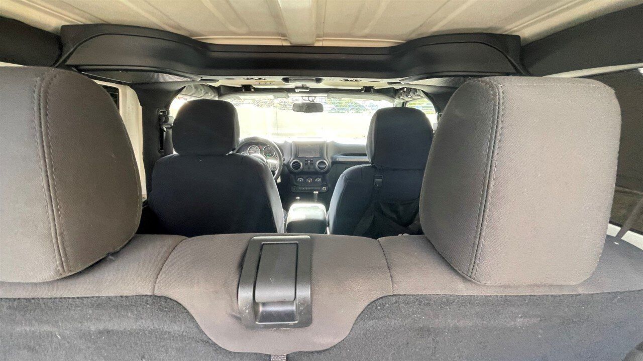 Used 2017 Jeep Wrangler Sport w/ Quick Order Package 24S AWD/4WD image 16