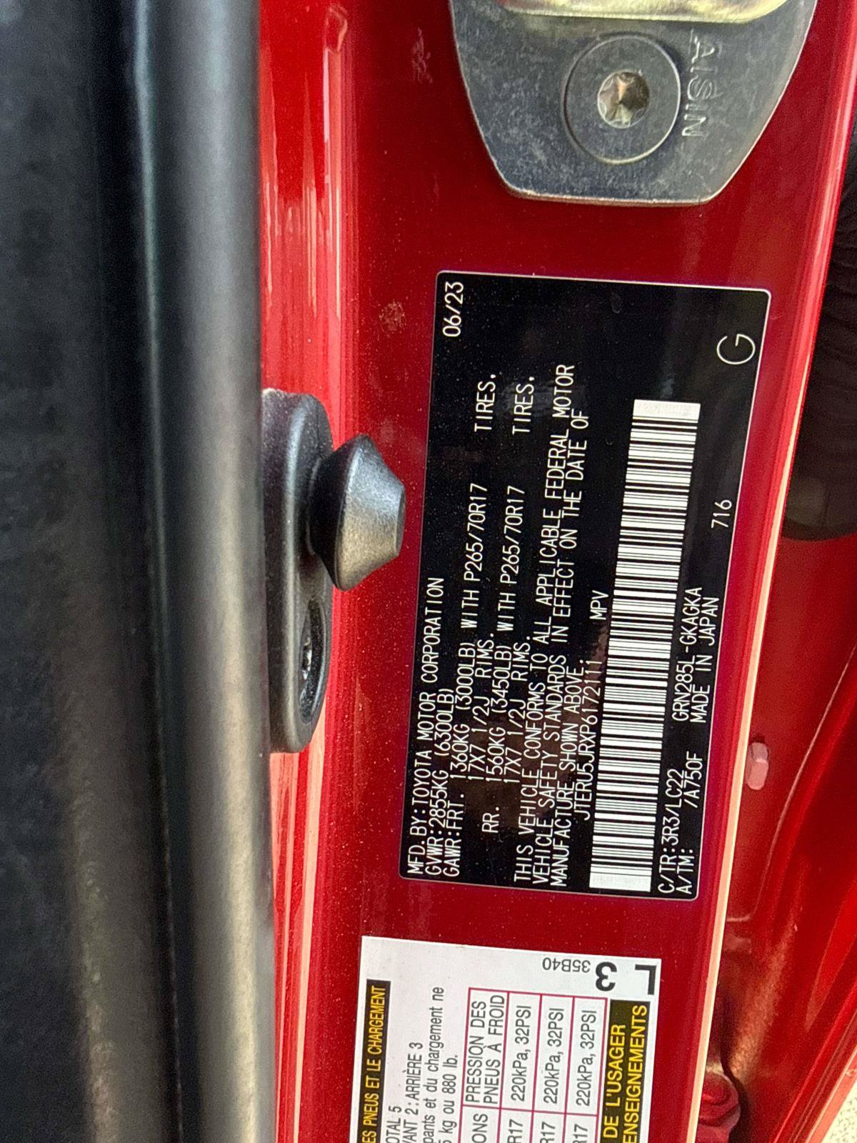 Used 2023 Toyota 4Runner TRD Off-Road Premium w/ Moonroof Package AWD/4WD image 28