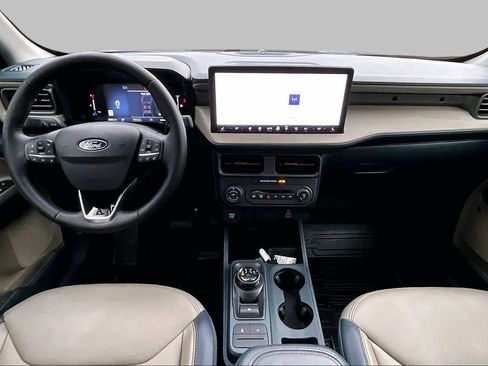 Used 2026 Ford Maverick Lariat AWD/4WD image 16