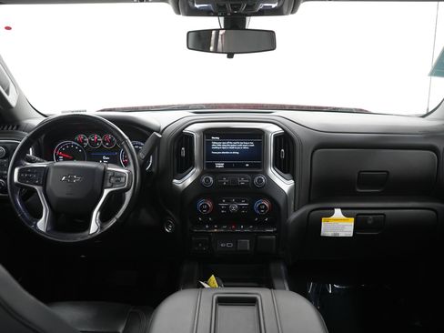 Used 2020 Chevrolet Silverado 1500 LT Trail Boss AWD/4WD image 17