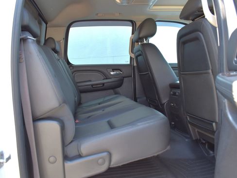 Used 2014 GMC Sierra 2500 Denali AWD/4WD image 16