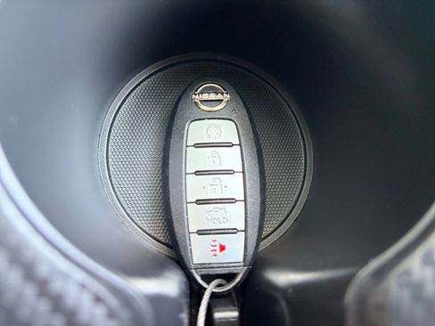 Used 2025 Nissan Altima 2.5 SV FWD image 21