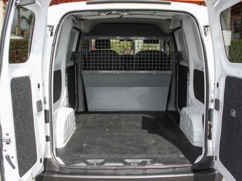 Used 2020 Nissan NV200 S w/ Back Door Glass Package FWD image 8