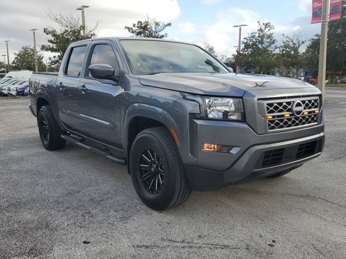 Certified 2024 Nissan Frontier SV w/ Technology Package image 5