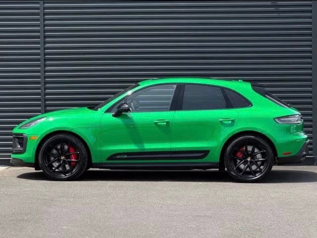 Used 2026 Porsche Macan GTS AWD/4WD image 2