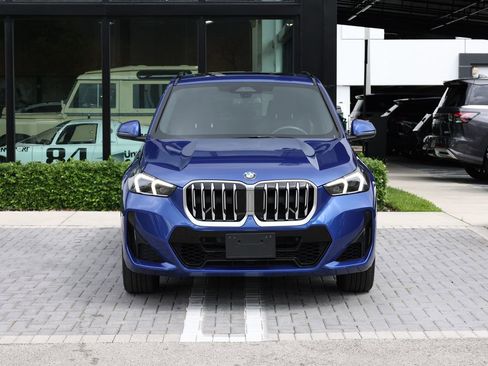 Used 2025 BMW X1 xDrive28i AWD/4WD image 3