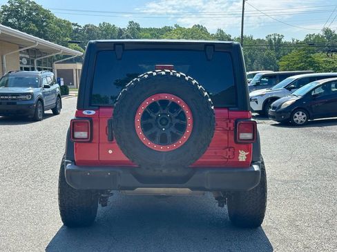Used 2018 Jeep Wrangler Unlimited Sport S AWD/4WD image 5