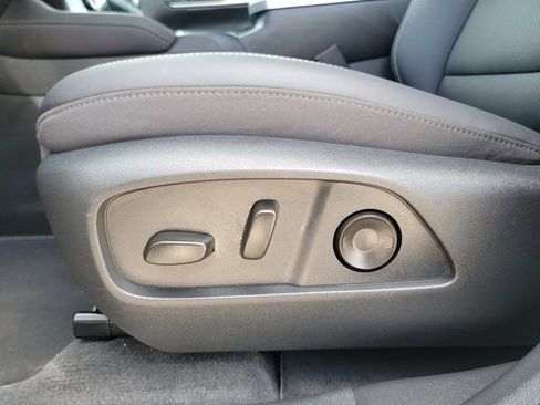 Used 2026 GMC Terrain Elevation w/ Elevation Premium Package FWD image 20