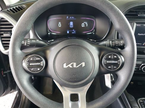 Used 2024 Kia Soul LX w/ Option Group 015 FWD image 22