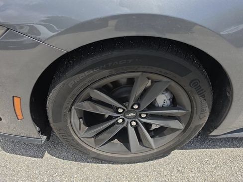 Used 2024 Ford Mustang GT RWD image 11