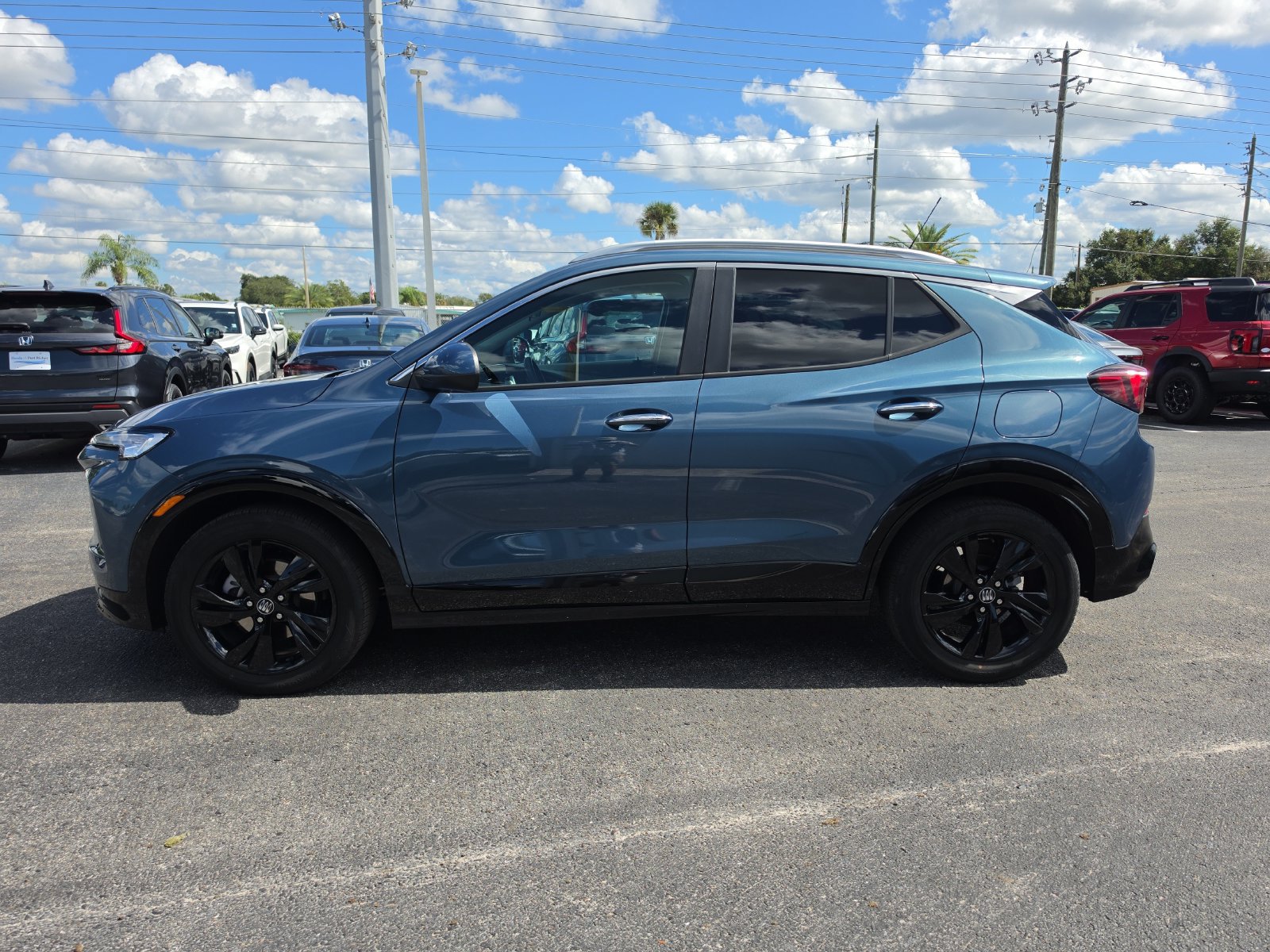Used 2024 Buick Encore GX Sport Touring FWD image 6