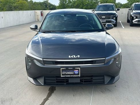 Used 2025 Kia K4 LXS FWD image 7