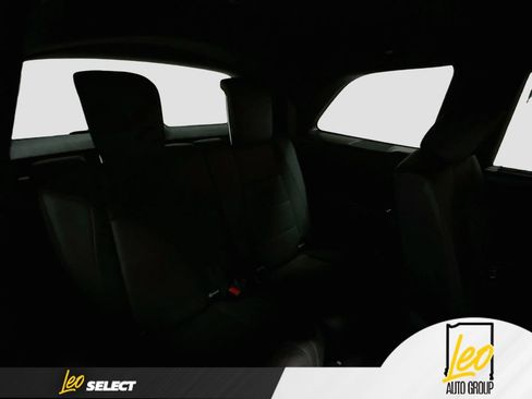 Used 2024 Mercedes-Benz GLS 450 4MATIC image 30